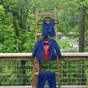 3 piece 4 toddler size suit